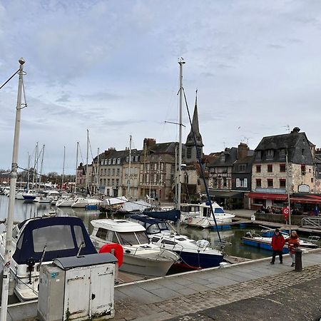 Large Apartment In City Center Honfleur Esterno foto