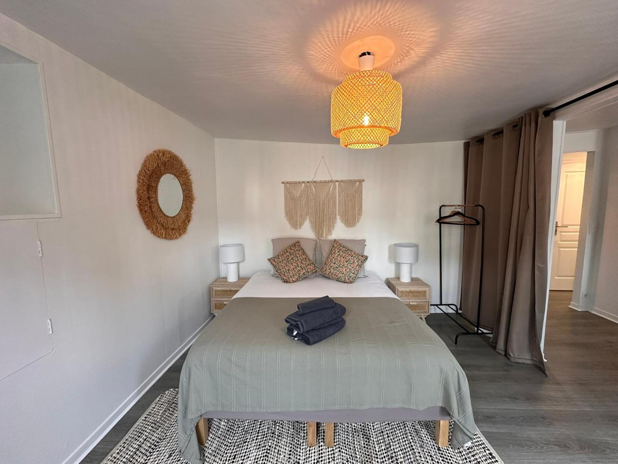 Large Apartment In City Center Honfleur Esterno foto