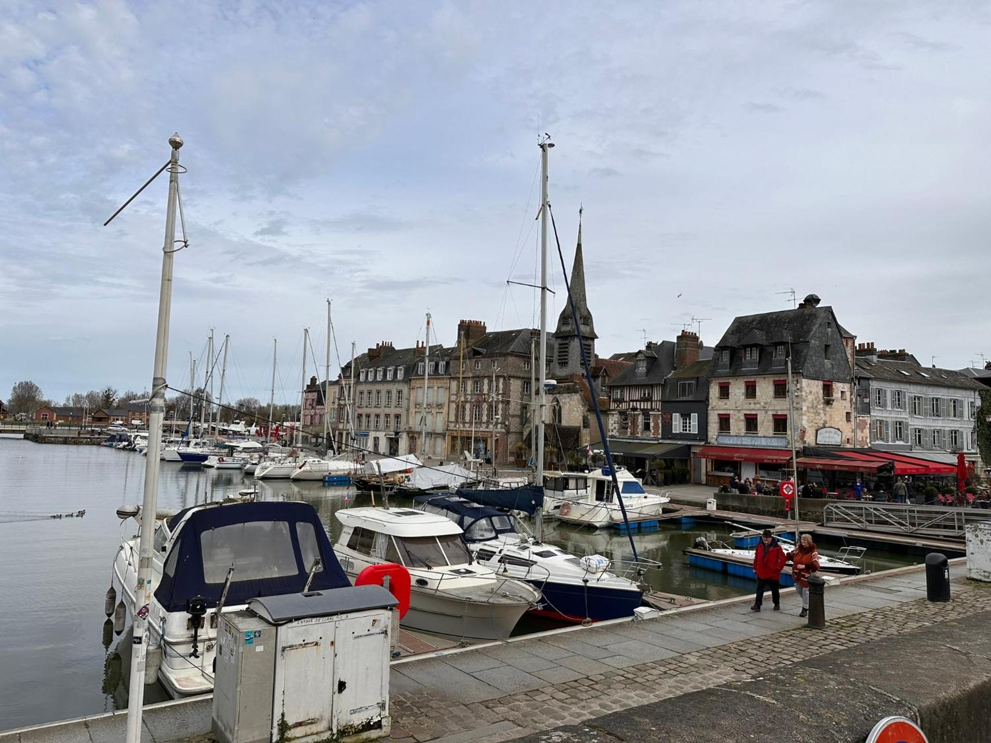 Large Apartment In City Center Honfleur Esterno foto
